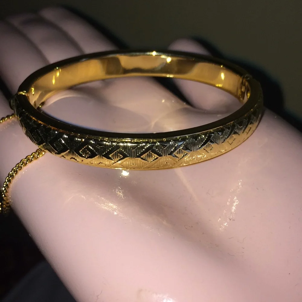 Vintage bracelet and earrings‎ set New